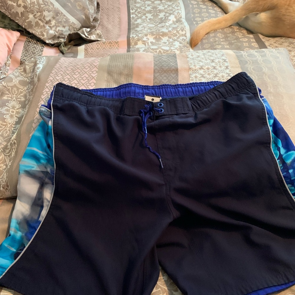 Summer savings!! Men’s Nike Swim Trunks